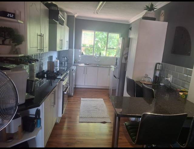 2 BEDROOM PROPERTY TO RENT IN VANDERBIJLPARK SW 5